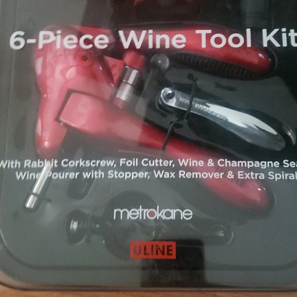 Rabbit brand NIP 6 piece wine tool kit red - Picture 4 of 6